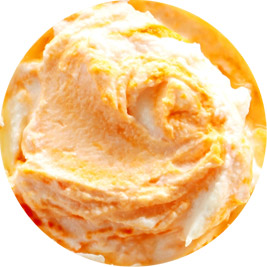Сливочное мороженое с апельсиновым джемом